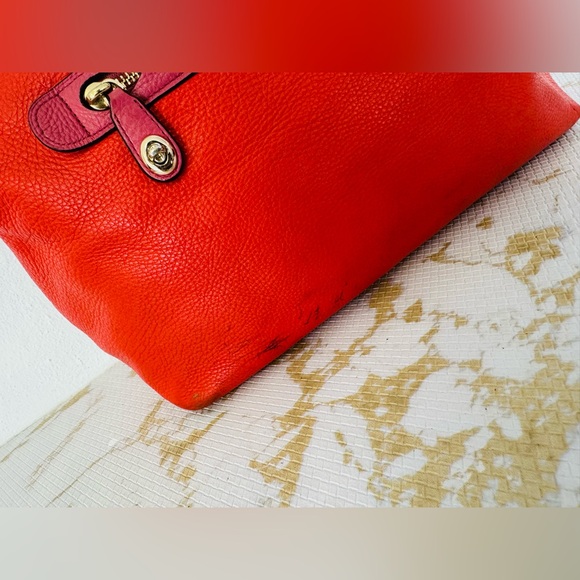 COACH Salmon Color - Picture 3 of 10